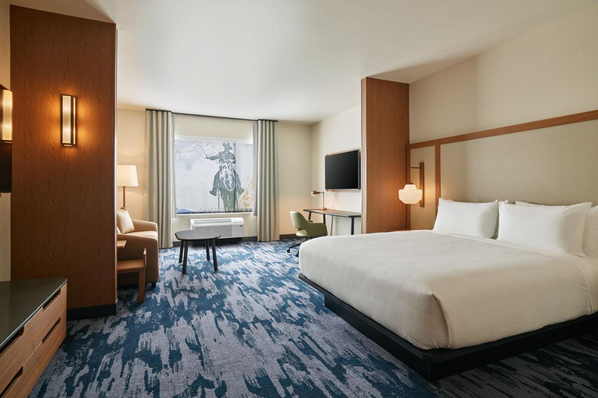 Fairfield & By Marriott Hotel 3*